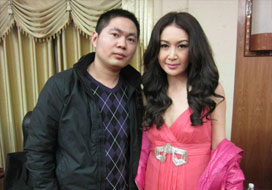 广州万事与明星合影