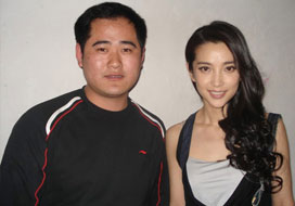 广州万事与明星合影